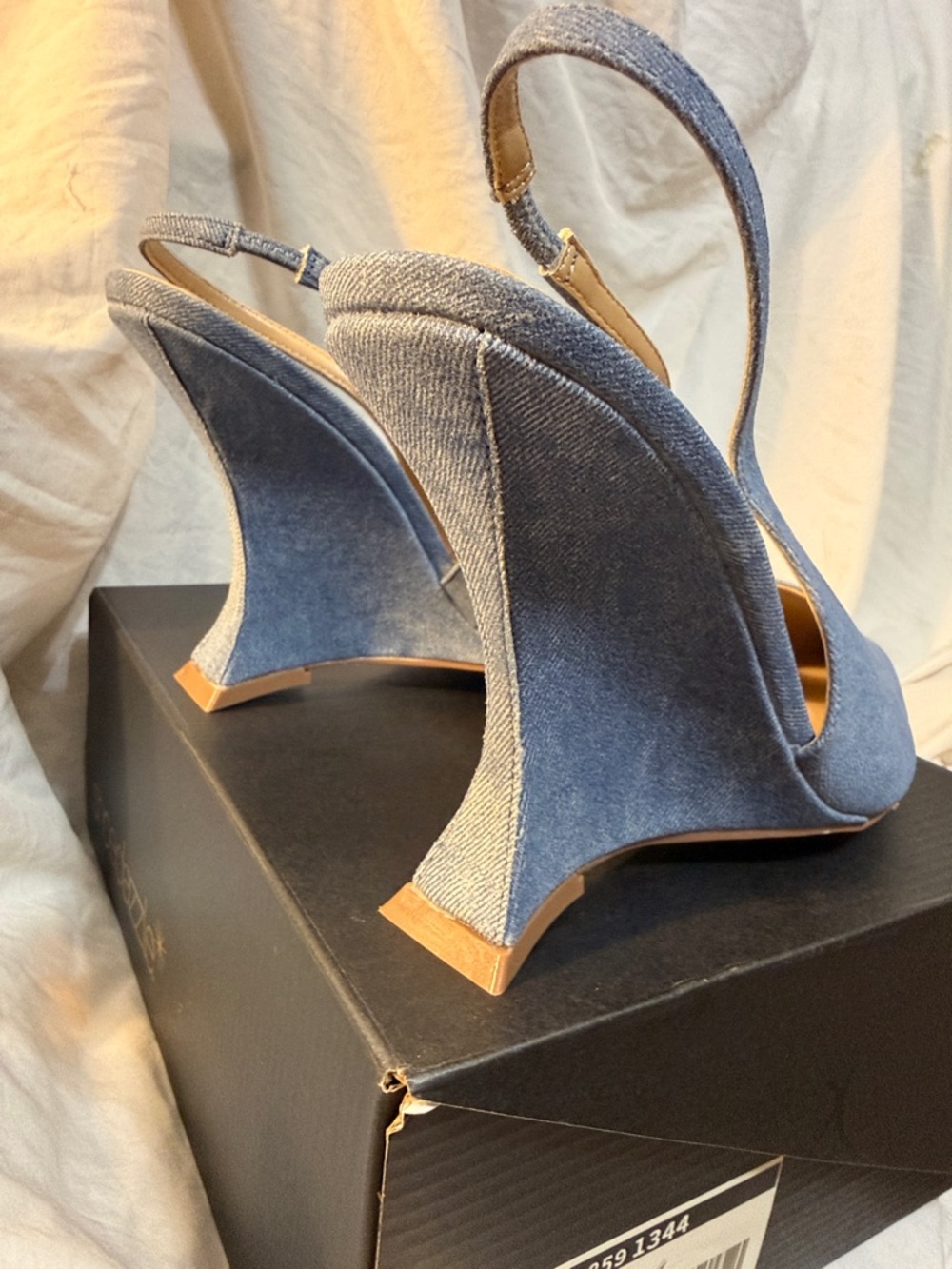 Blue Slingback Wedge Pumps - Women's Fashion Heel - Picture 3 of 4